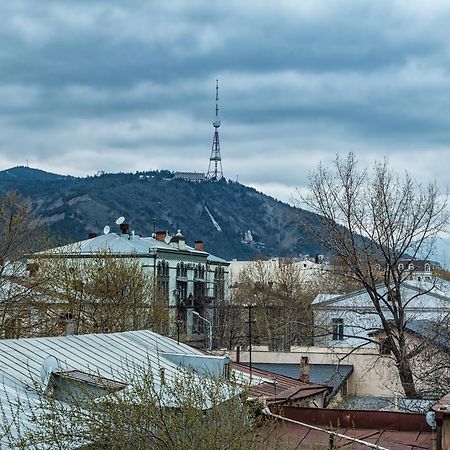 Apartment Art Nebula Old Tbilisi Avlabari المظهر الخارجي الصورة