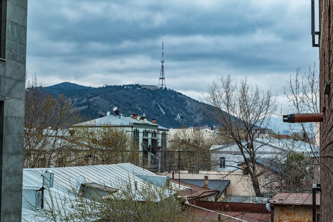 Apartment Art Nebula Old Tbilisi Avlabari المظهر الخارجي الصورة